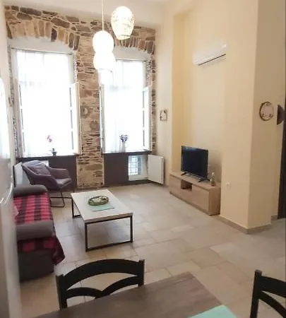 An Authentic Family House In Ermoupolis * Ermoupoli